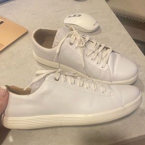 Cole Haan women’s white grand crosscourt sneakers in 8.5